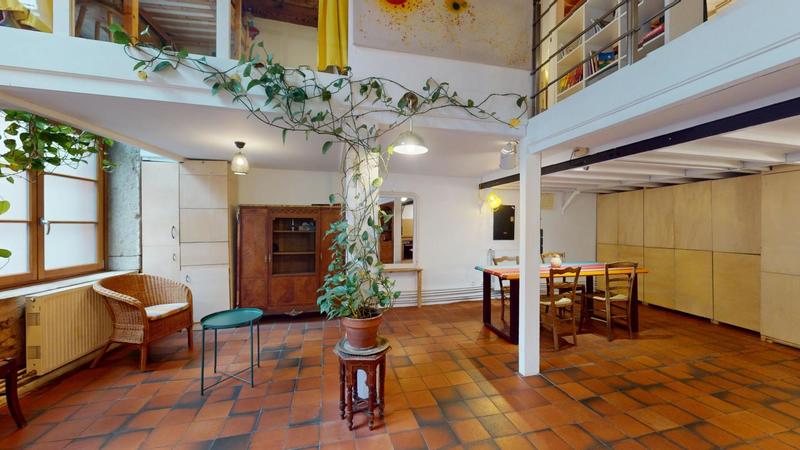 Duplex - 93 m² - 4 pièces