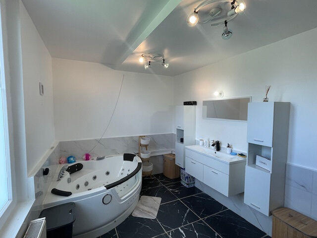 Maison - 148 m² - 6 pièces