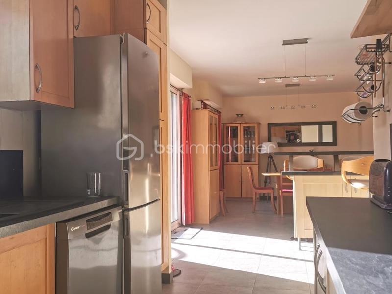 Maison traditionnelle - 130 m² - 7 pièces