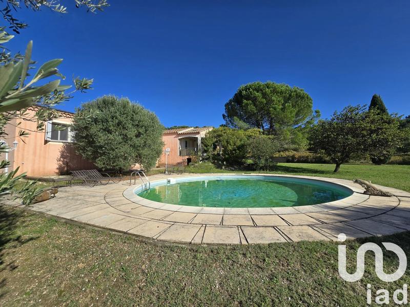 Maison - 228 m² - 9 pièces