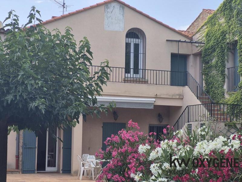 Mas - 438 m² - 14 pièces