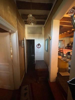 Maison - 210 m² - 12 pièces