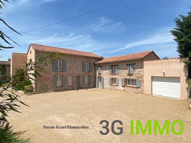 Maison - 288 m² - 10 pièces