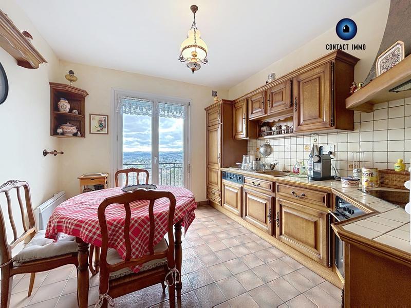 Maison - 192 m² - 5 pièces