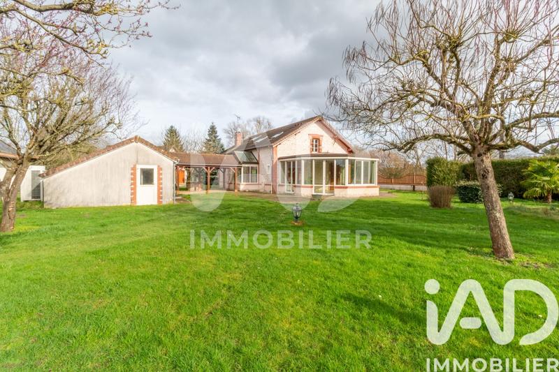 Maison - 185 m² - 7 pièces