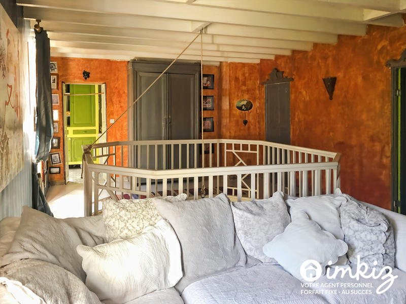 Maison - 355 m² - 11 pièces