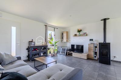 Maison - 103 m² - 5 pièces