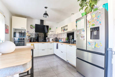 Maison - 130 m² - 4 pièces