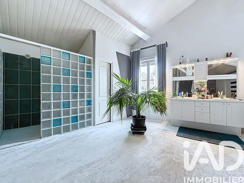 Maison - 142 m² - 2 pièces