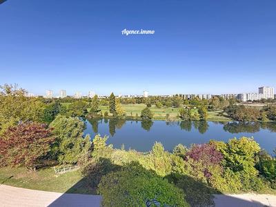 Appartement - 109 m² - 6 pièces