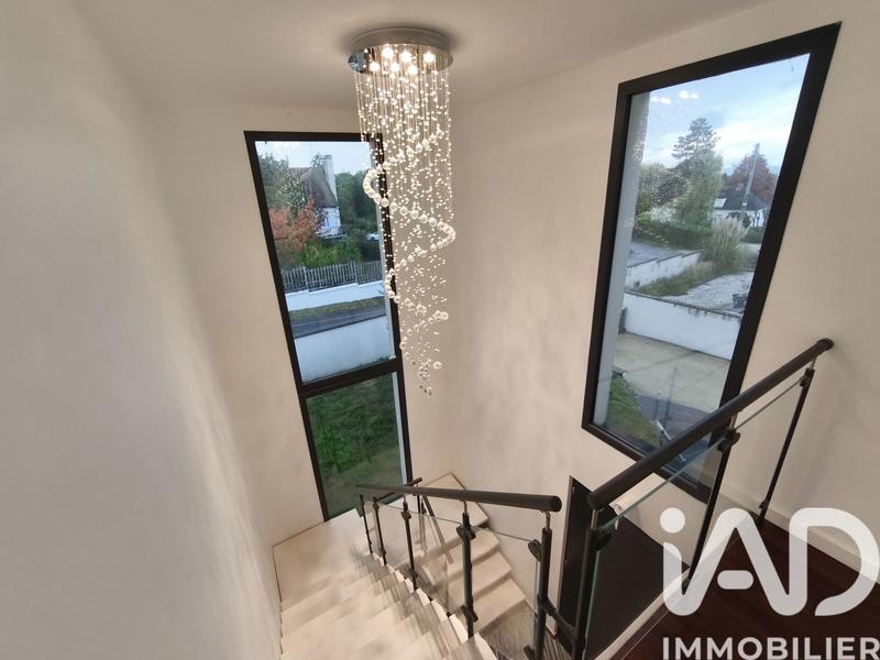 Maison - 142 m² - 5 pièces