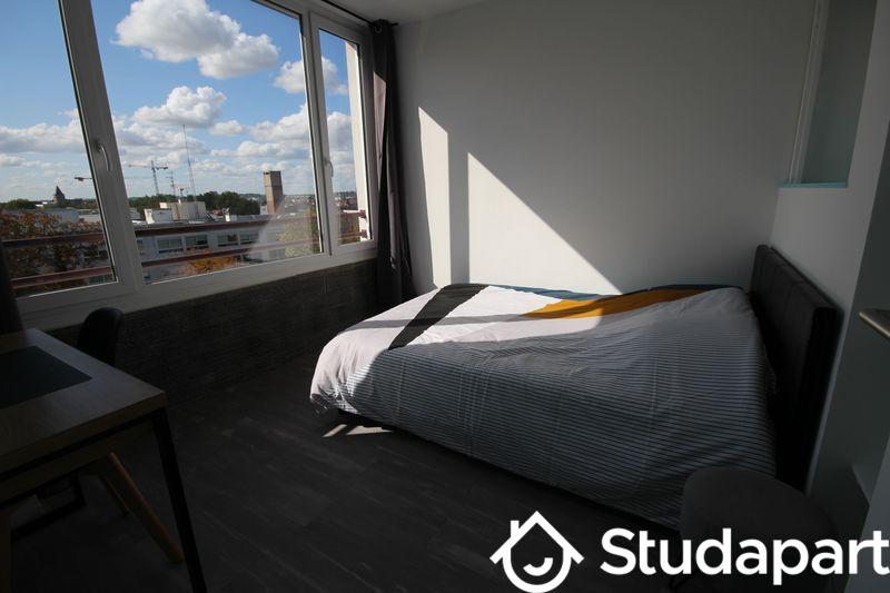 Chambre - 9 m² - 1 pièce