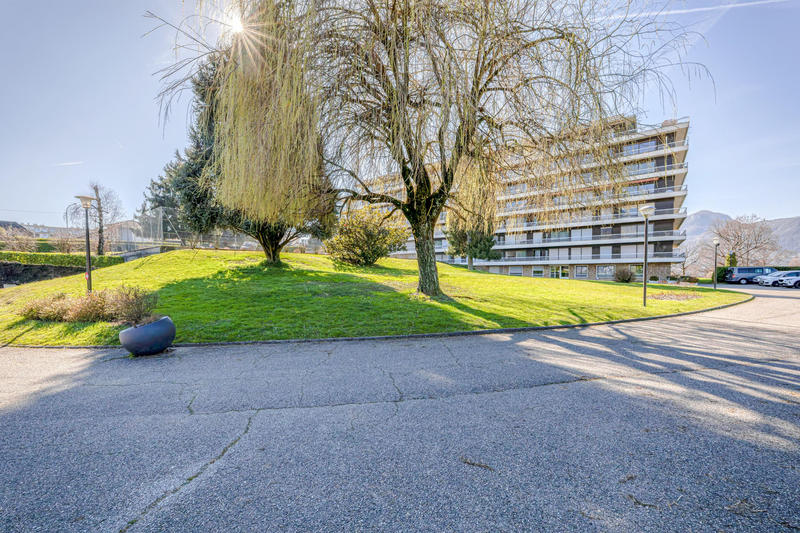 Appartement - 93 m² - 3 pièces