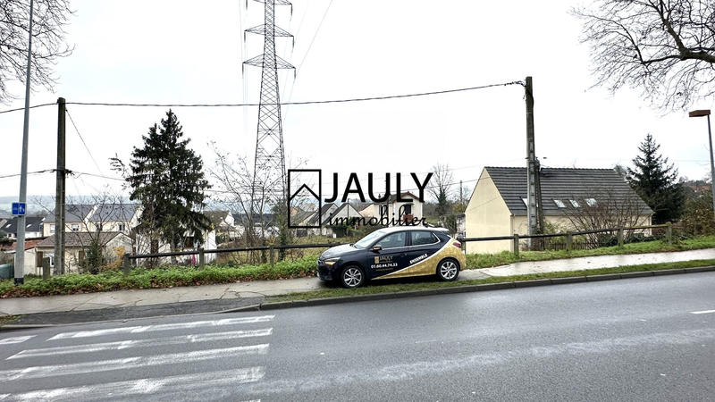 Terrain commercial - 1 264 m²