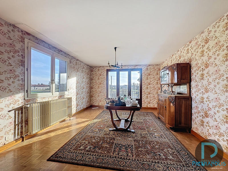 Maison - 140 m² - 5 pièces