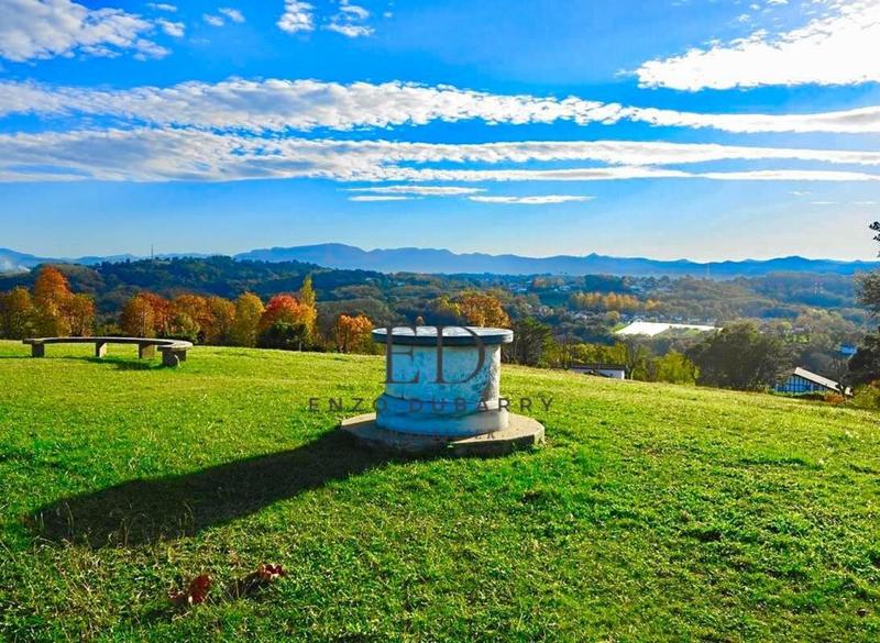 Maison - 260 m² - 6 pièces