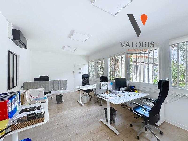 Bureau - 164 m² - 9 pièces