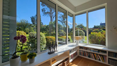 Maison - 198 m² - 10 pièces