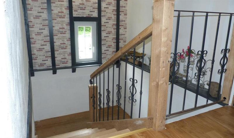 Maison - 185 m² - 8 pièces