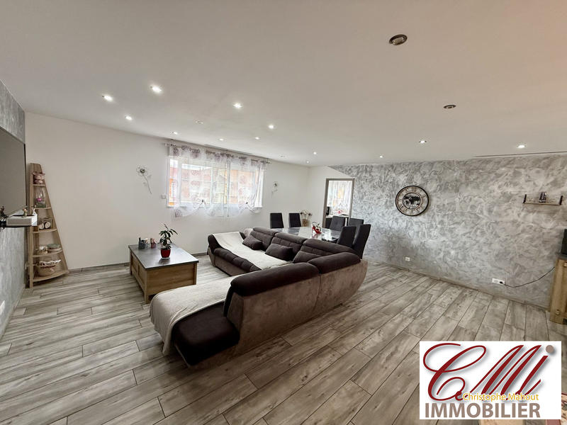 Maison - 158 m² - 5 pièces