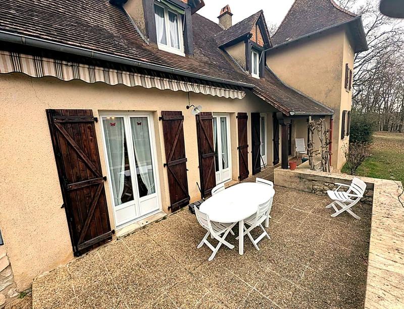 Maison - 170 m² - 5 pièces