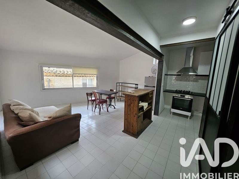 Maison - 250 m² - 8 pièces