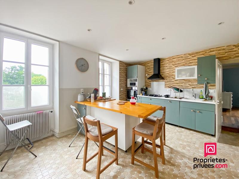 Maison - 140 m² - 7 pièces