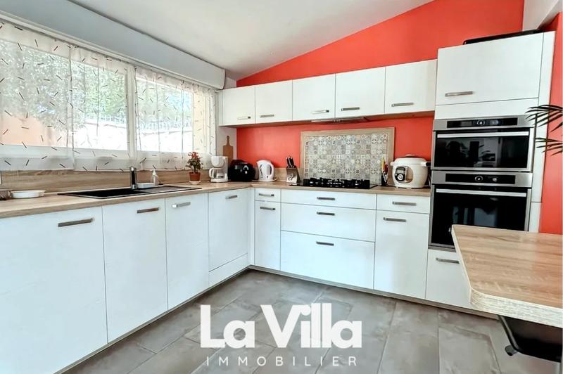 Villa - 171 m² - 6 pièces