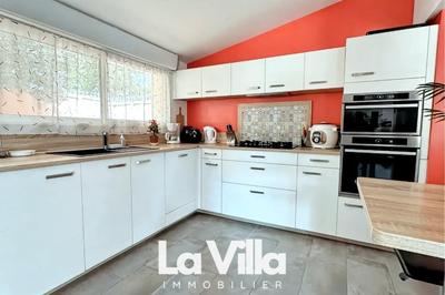 Villa - 171 m² - 6 pièces