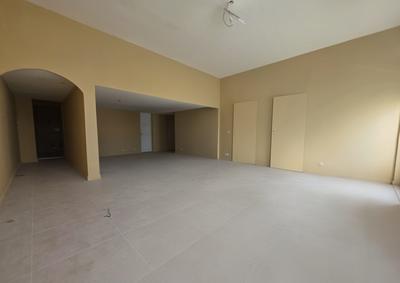 Local commercial - 110 m²