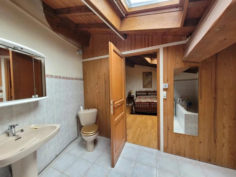 Maison - 181 m² - 4 pièces