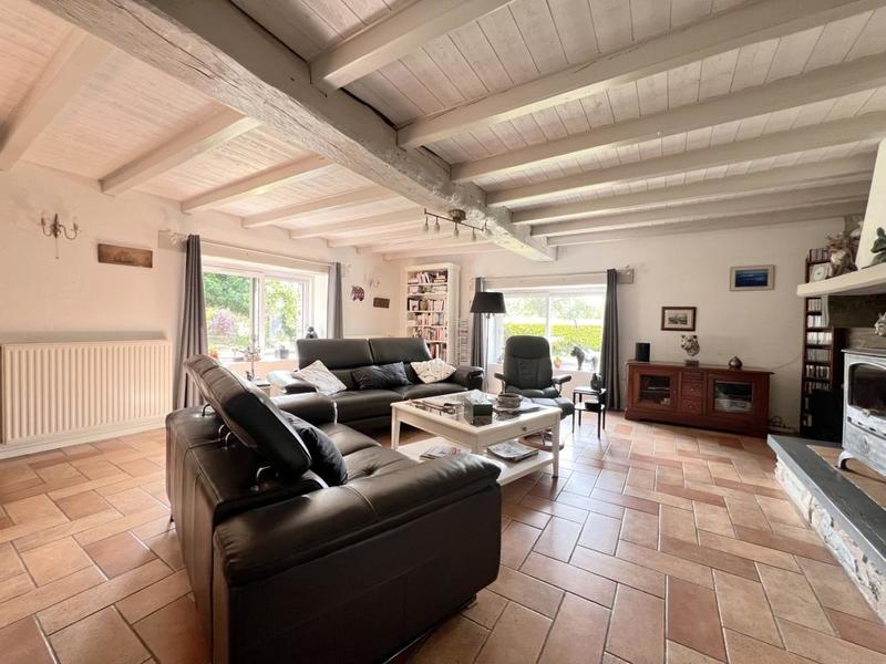 Maison en pierre - 195 m² - 8 pièces