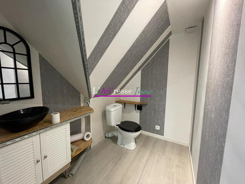 Maison - 90 m² - 4 pièces