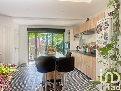 Maison - 165 m² - 6 pièces