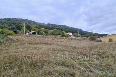 Terrain - 1 200 m²