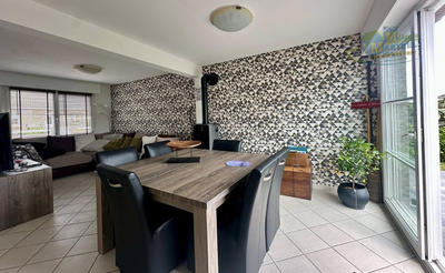 Maison - 120 m² - 5 pièces