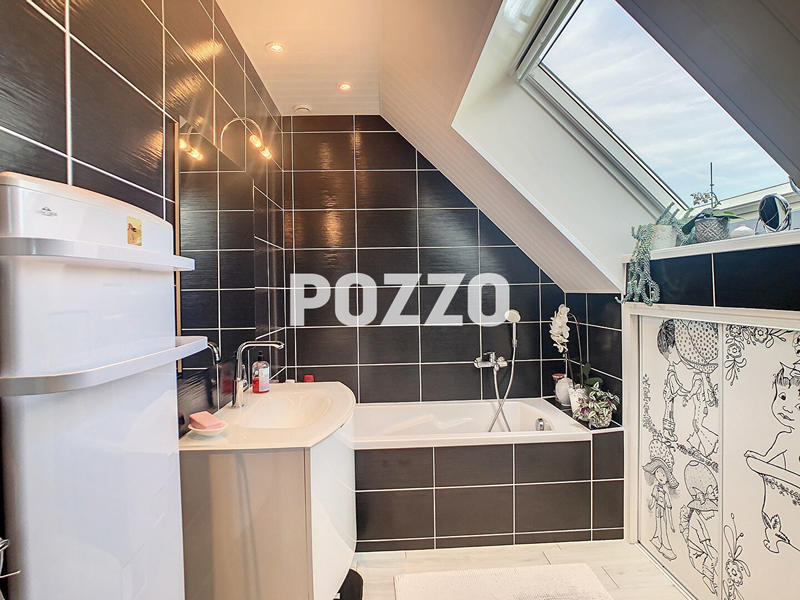 Maison - 120 m² - 5 pièces