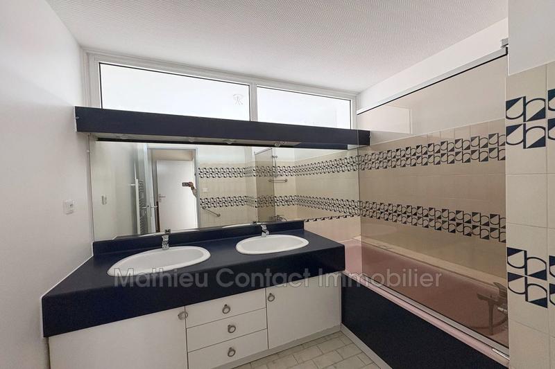 Appartement - 109 m² - 5 pièces
