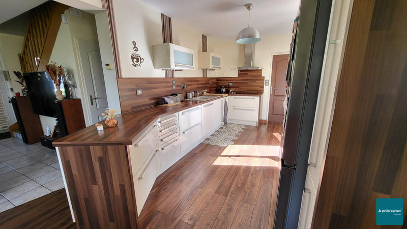 Maison contemporaine - 140 m² - 7 pièces