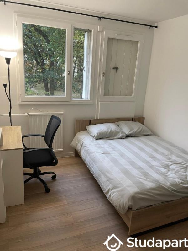 Chambre - 10 m² - 1 pièce