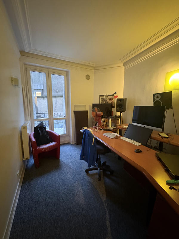 Bureau - 104 m² - 5 pièces