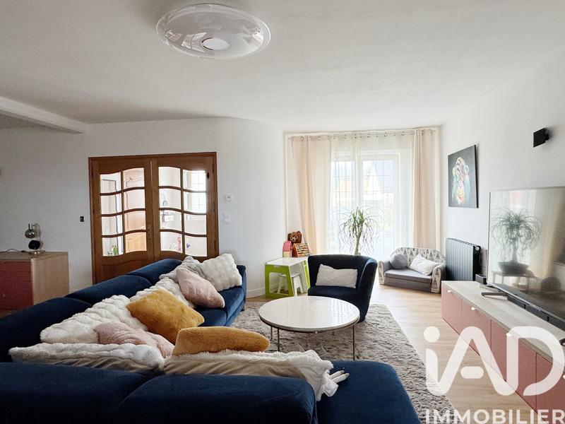 Maison - 300 m² - 8 pièces