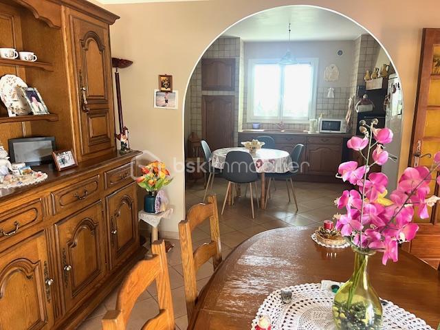 Mazet - 230 m² - 7 pièces