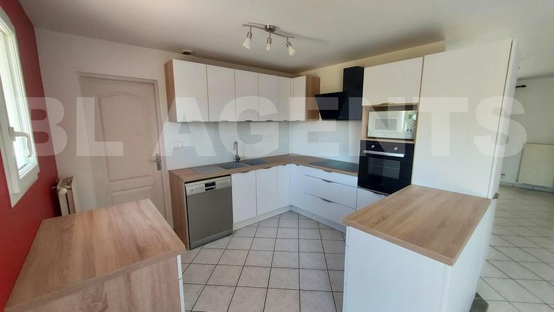 Maison traditionnelle - 116 m² - 7 pièces