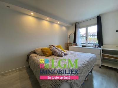 Appartement - 81 m² - 4 pièces