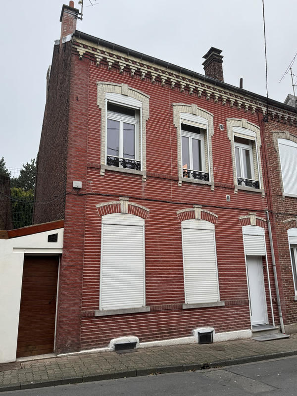Maison - 140 m² - 7 pièces