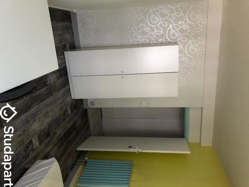 Chambre - 14 m² - 1 pièce