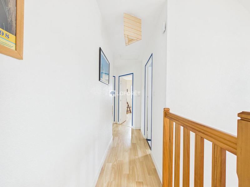 Maison - 93 m² - 4 pièces