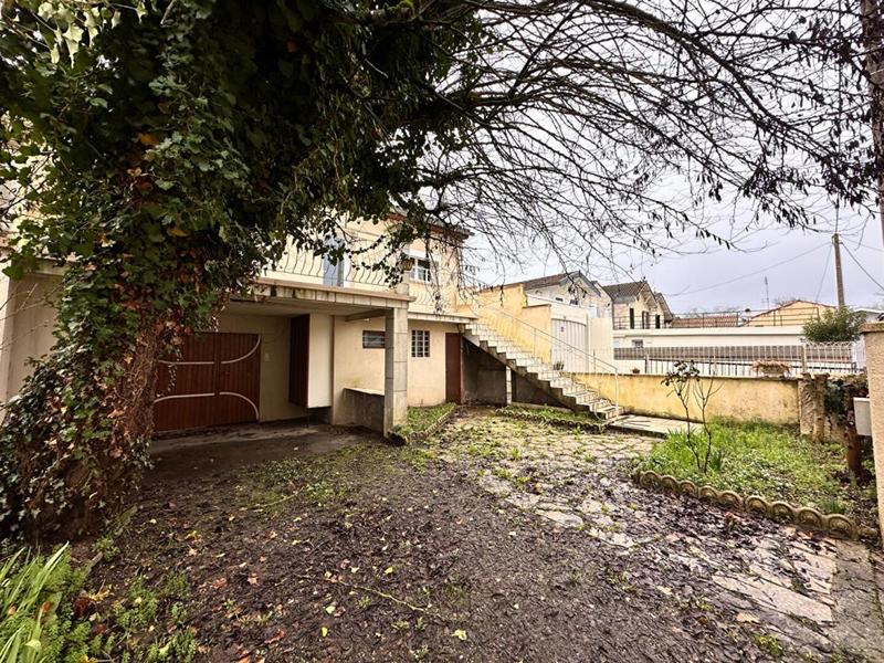 Maison - 92 m² - 4 pièces