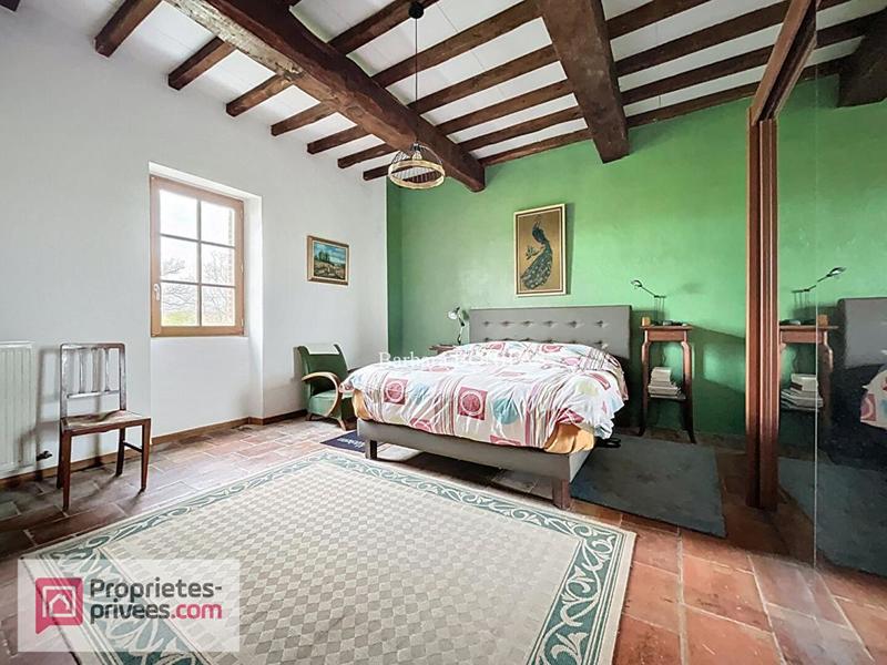 Maison - 340 m² - 10 pièces